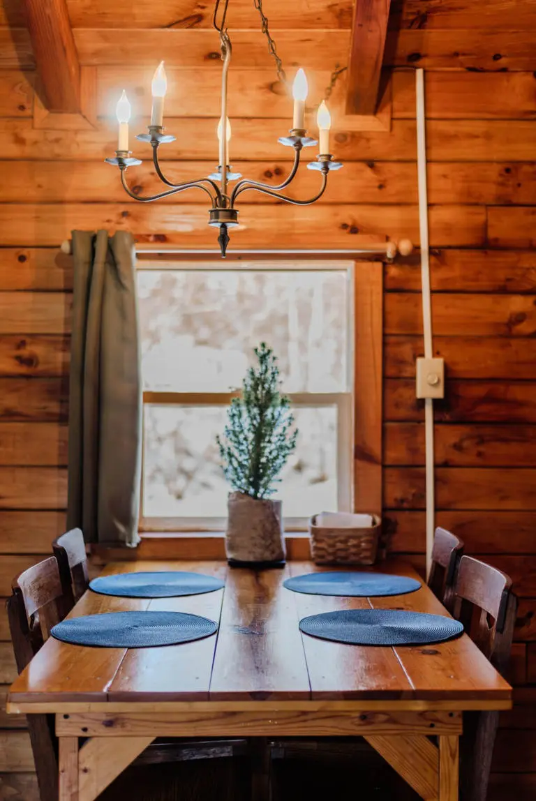 Comfort Tthree Cabin 2026 50446